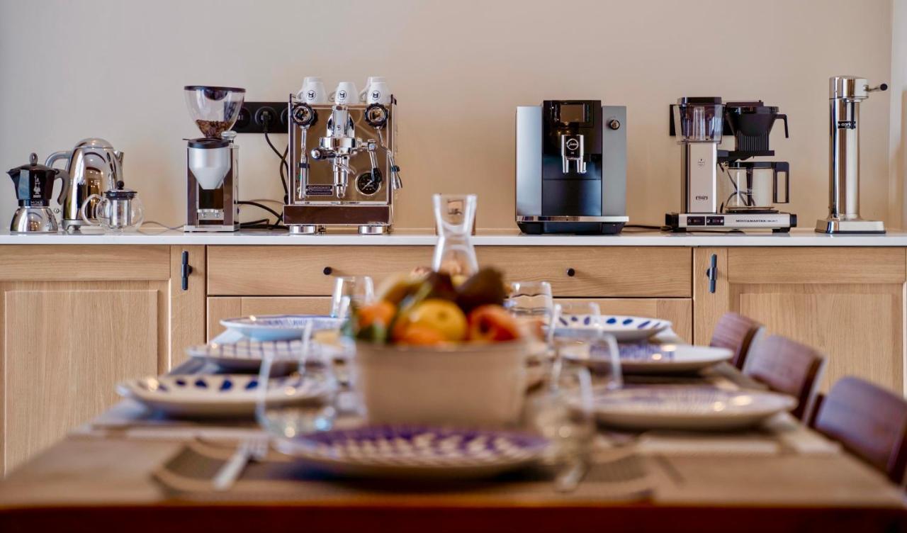 Вилла Cycle Coffee Society House Ventoux Бедуэн Экстерьер фото